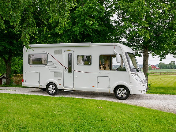 Hymer  B 554 | ALDE | PENT HOLDT | FERIEKLAR 8 of 30