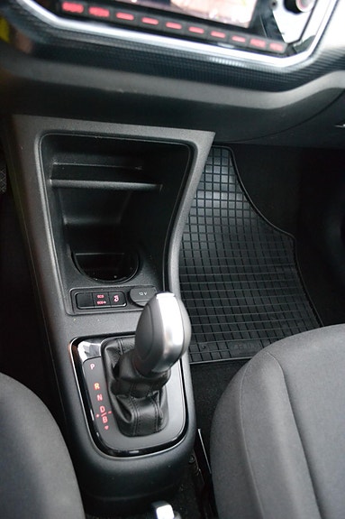 Volkswagen UP! 18 of 18