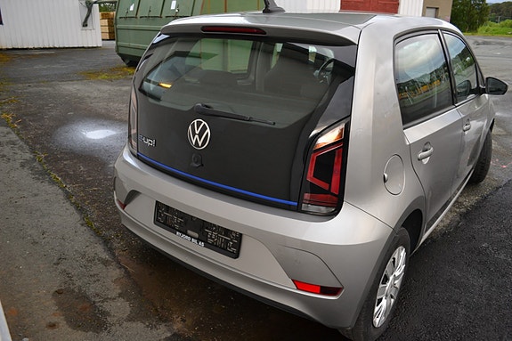 Volkswagen UP! 6 of 18