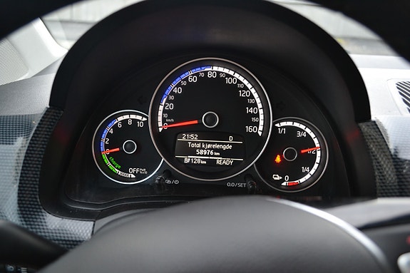 Volkswagen UP! 15 of 18