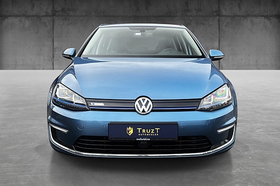 Volkswagen e-Golf VII 4 of 5