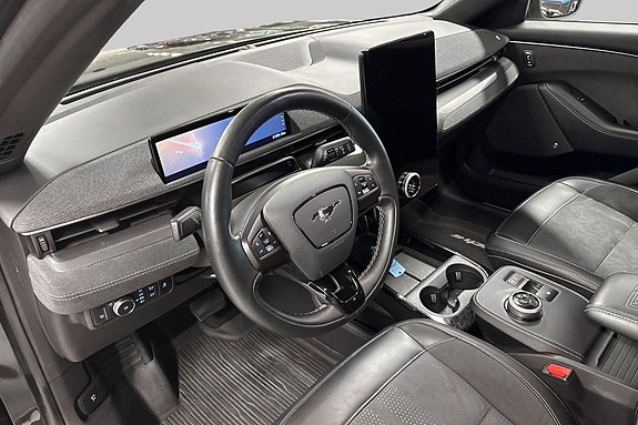 Ford Mustang Mach-E 16 hos Sommerseth