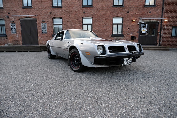 Pontiac Trans Am 26 of 30