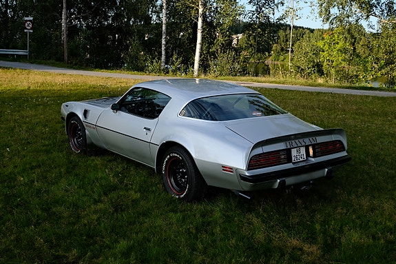 Pontiac Trans Am 6 of 30