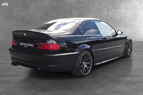 BMW M3 3 of 5