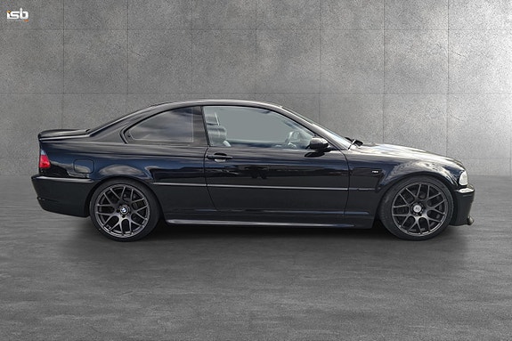 BMW M3 2 of 5