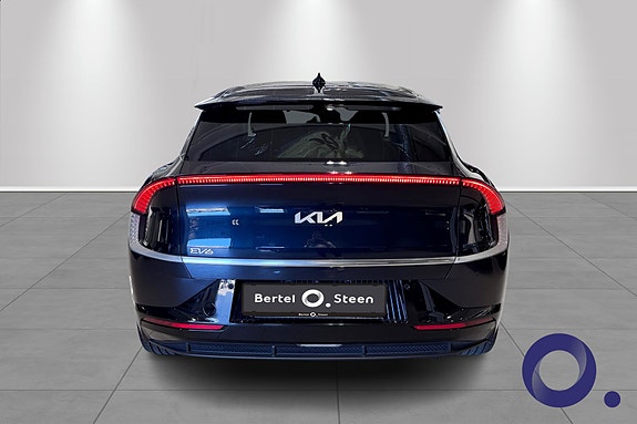 Kia EV6 4 of 5