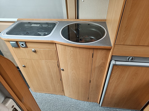 Adria Adriatik 5 of 5