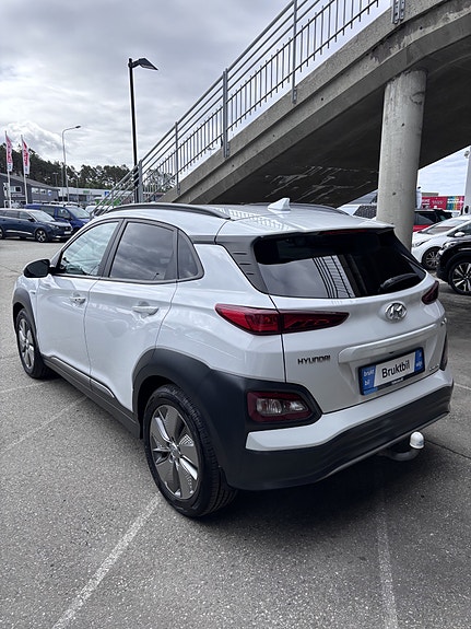 Hyundai Kona 4 of 5