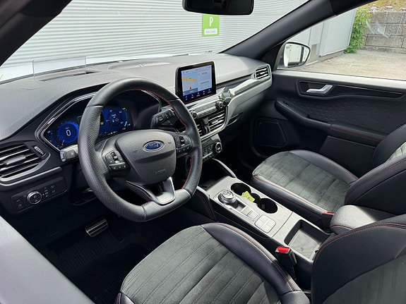 Ford Kuga 5 of 5