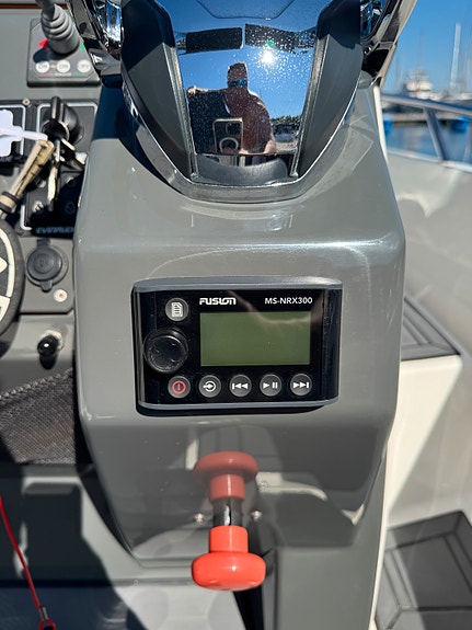 Nordkapp Enduro 805 - HighLine+ - TWIN - 2 x Evinrude G2 -200 HO 24 of 29