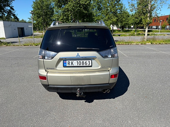 Mitsubishi Outlander 7 of 23