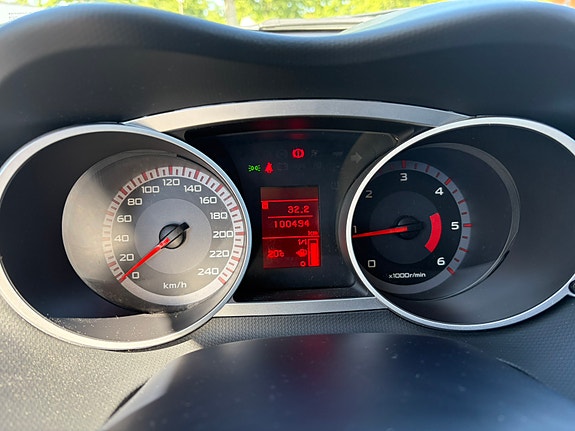 Mitsubishi Outlander 20 of 23