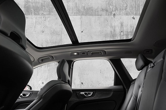 Volvo XC60 19 of 30