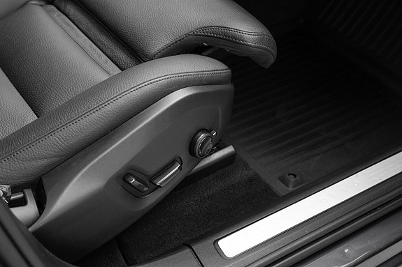 Volvo XC60 28 of 30