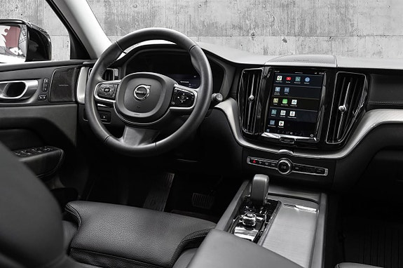 Volvo XC60 24 of 30