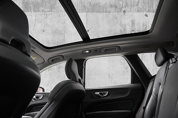 Volvo XC60 19 of 30