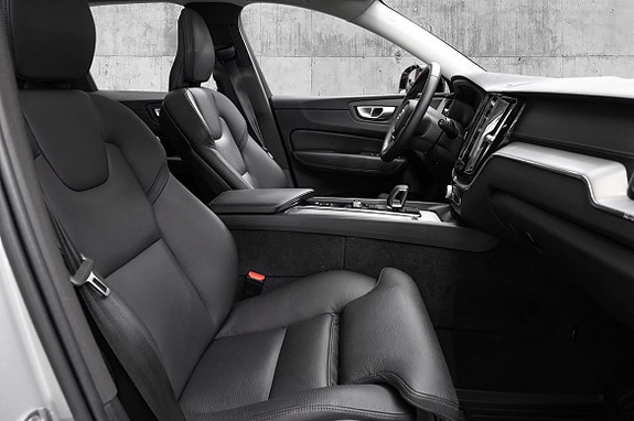 Volvo XC60 27 of 30