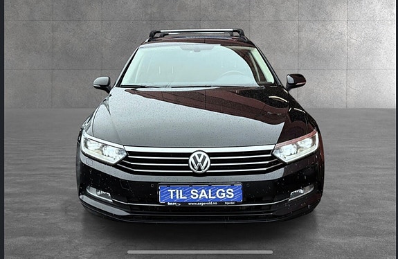 Volkswagen Passat 2 of 5