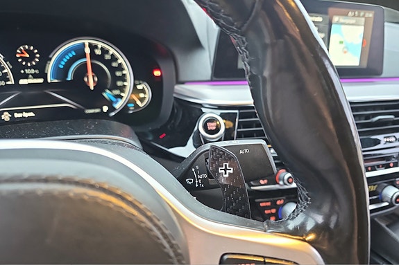 BMW 530e 18 of 26