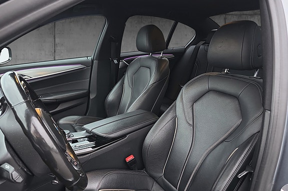 BMW 530e 12 of 26