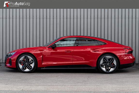 Audi e-tron GT RS 2 of 5