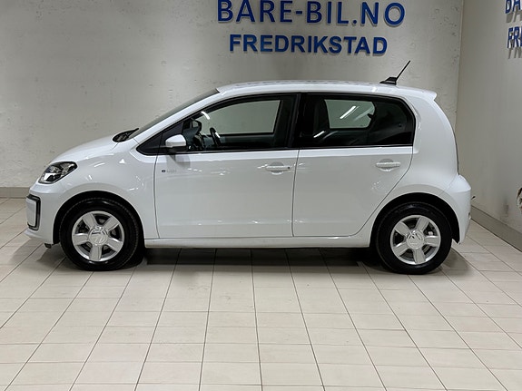 Volkswagen UP! 3 of 5