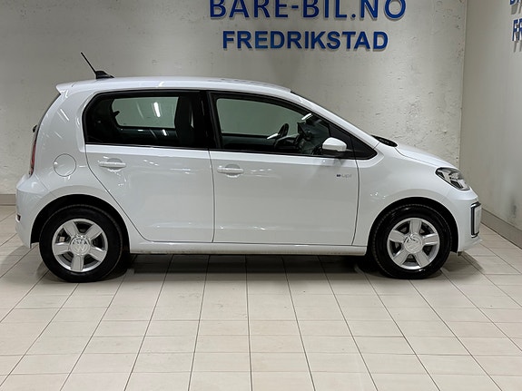 Volkswagen UP! 11 of 30
