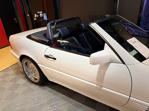 Mercedes-Benz SL 5 of 5
