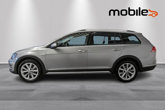 Volkswagen Golf Alltrack 8 of 30