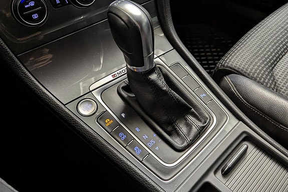 Volkswagen Golf Alltrack 29 of 30