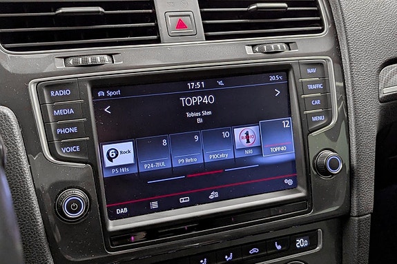Volkswagen Golf Alltrack 22 of 30