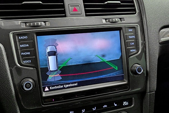 Volkswagen Golf Alltrack 25 of 30