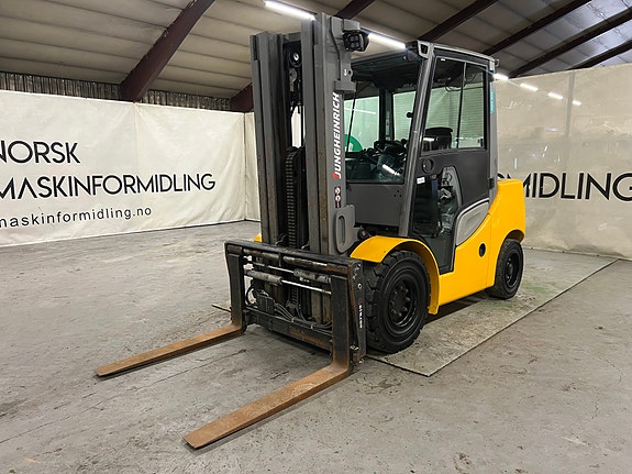 Jungheinrich DFG 550s – 5000 DZ # 4,83 tonn løftekapsitet # 5 meter løftehøyde # Friløft # 3 of 5