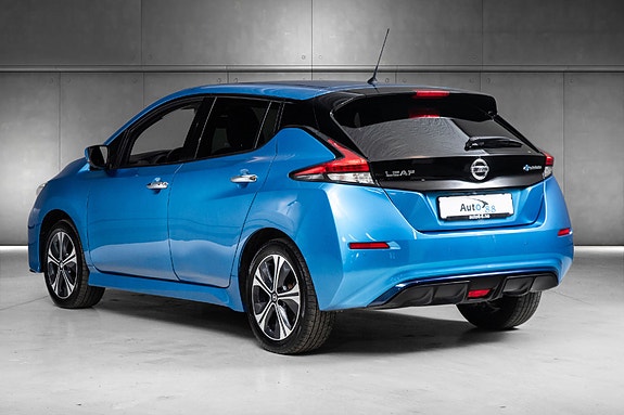 Nissan Leaf 7 of 23