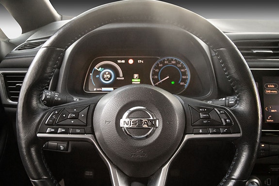 Nissan Leaf 19 of 23
