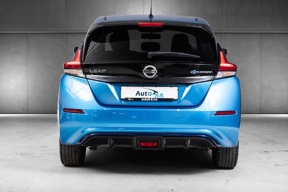 Nissan Leaf 9 of 23