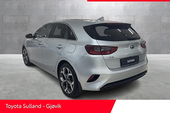 Kia Ceed 3 of 5