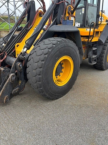 JCB 437HT 2 of 5