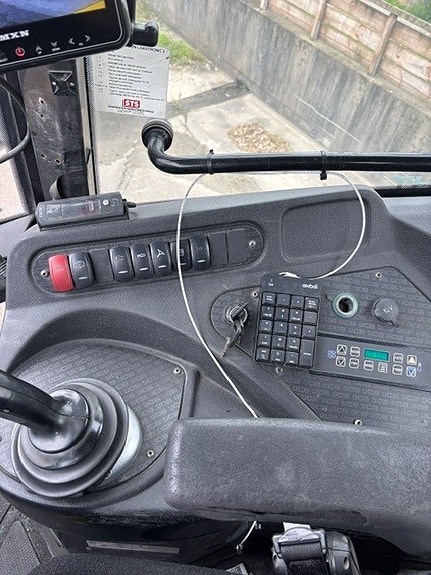 JCB 437HT 16 of 18