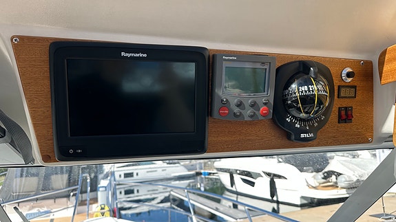 Nimbus 320 - Velholdt, aksling, D4, autopilot, radar, ankervinsj, oppgradert 27 of 30