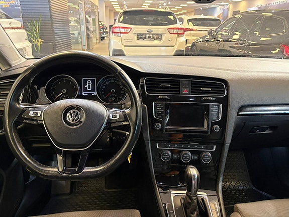 Volkswagen Golf VI 4 of 7