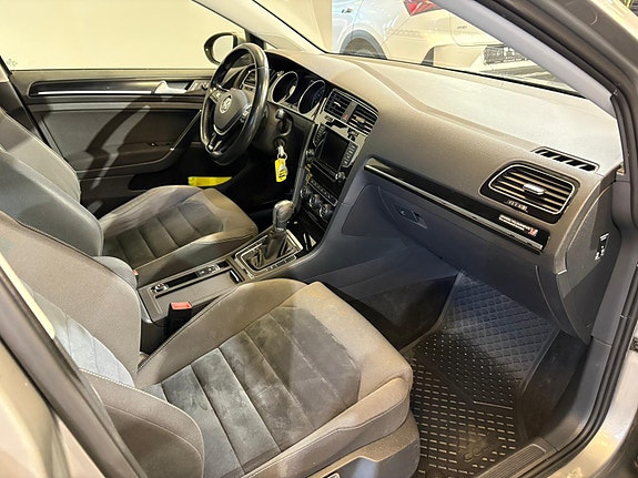 Volkswagen Golf VI 5 of 7