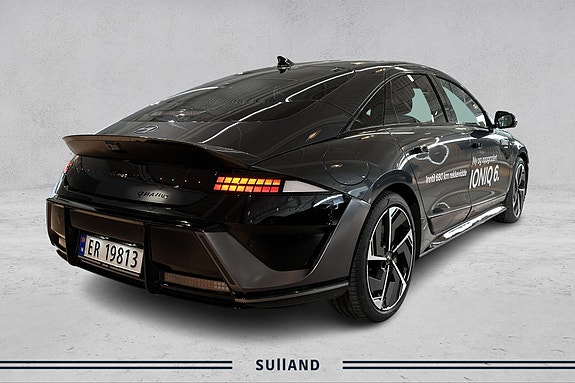 Hyundai Ioniq 6 5 of 5