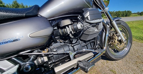 Moto Guzzi California 1100 8 of 26