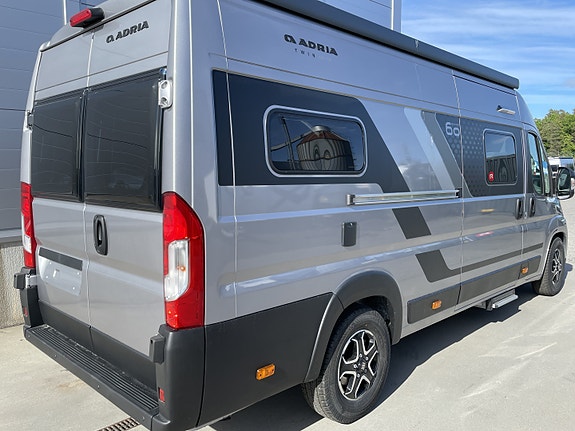 Adria TWIN 640 SLB 60 YEARS EDITION 2026 – EKSKLUSIV JUBILEUMSMODELL MED AUTOMATGIR! 4 of 5