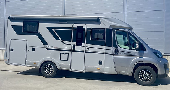 Adria Compact Supreme DL – 180 HK Automat | Kompakt luksus med premium komfort! 3 of 5