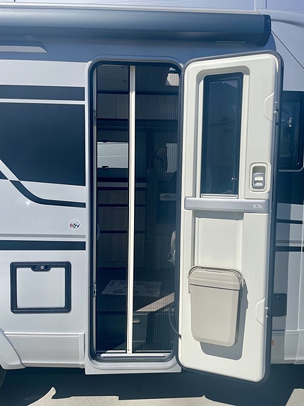 Adria Compact Supreme DL – 180 HK Automat | Kompakt luksus med premium komfort! 4 of 5
