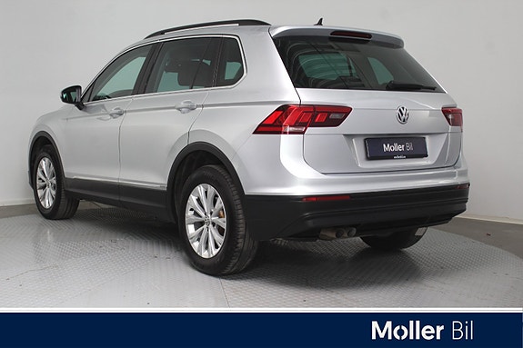 Volkswagen Tiguan 5 of 5