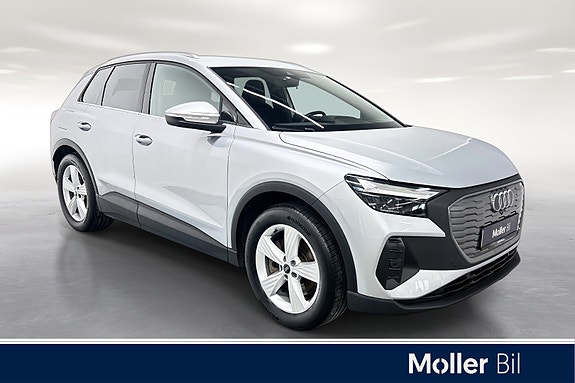 Audi Q4 e-tron 3 of 5